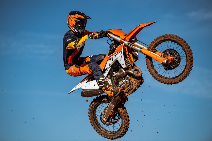 KTM Shop 24 - KTM Originalteile, Powerparts, Powerwear uvm.