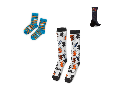 Schuhe und Socken